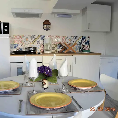 D'une Chambre Avec Wifi A Saint Martin En Campagne Apartment